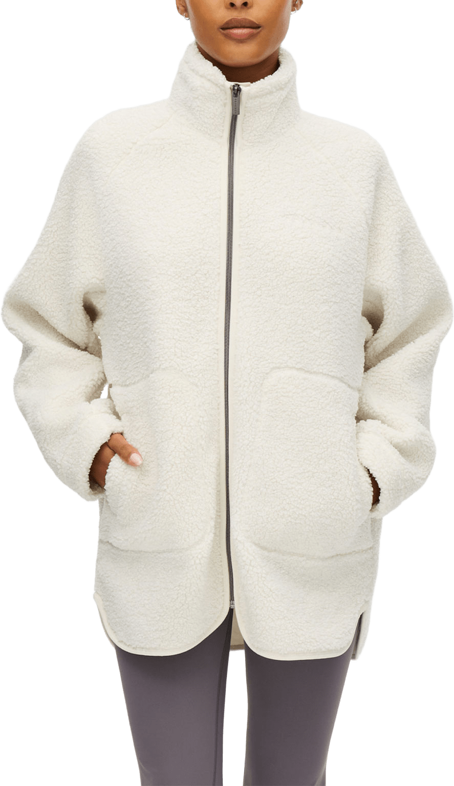 Cloud Pile Jacket, från Röhnisch, i färgen Tofu.