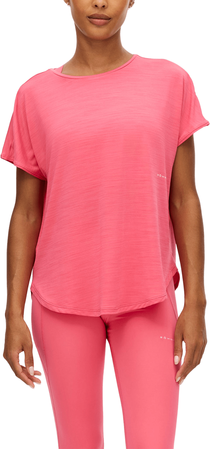 Motion Tee, från Röhnisch, i färgen Fruit Dove.