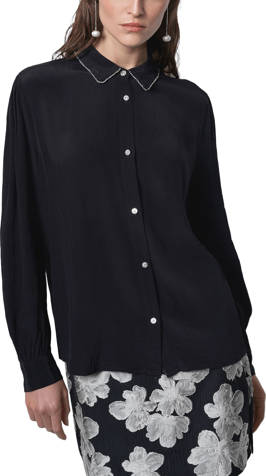 Lizzy Eco Crepe Diamante Collar Long Sleeve Shirt, från French Connection, i färgen Black.