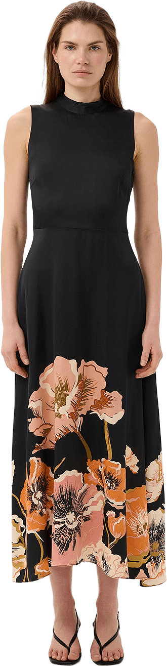 Zioma Sleeveless Dress, från Inwear, i färgen Black.