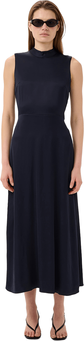 Balla Sleeveless Dress, från Inwear, i färgen Marine Blue.