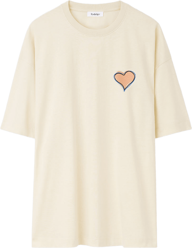 Love Letter Tee, från Rodebjer, i färgen Off White.