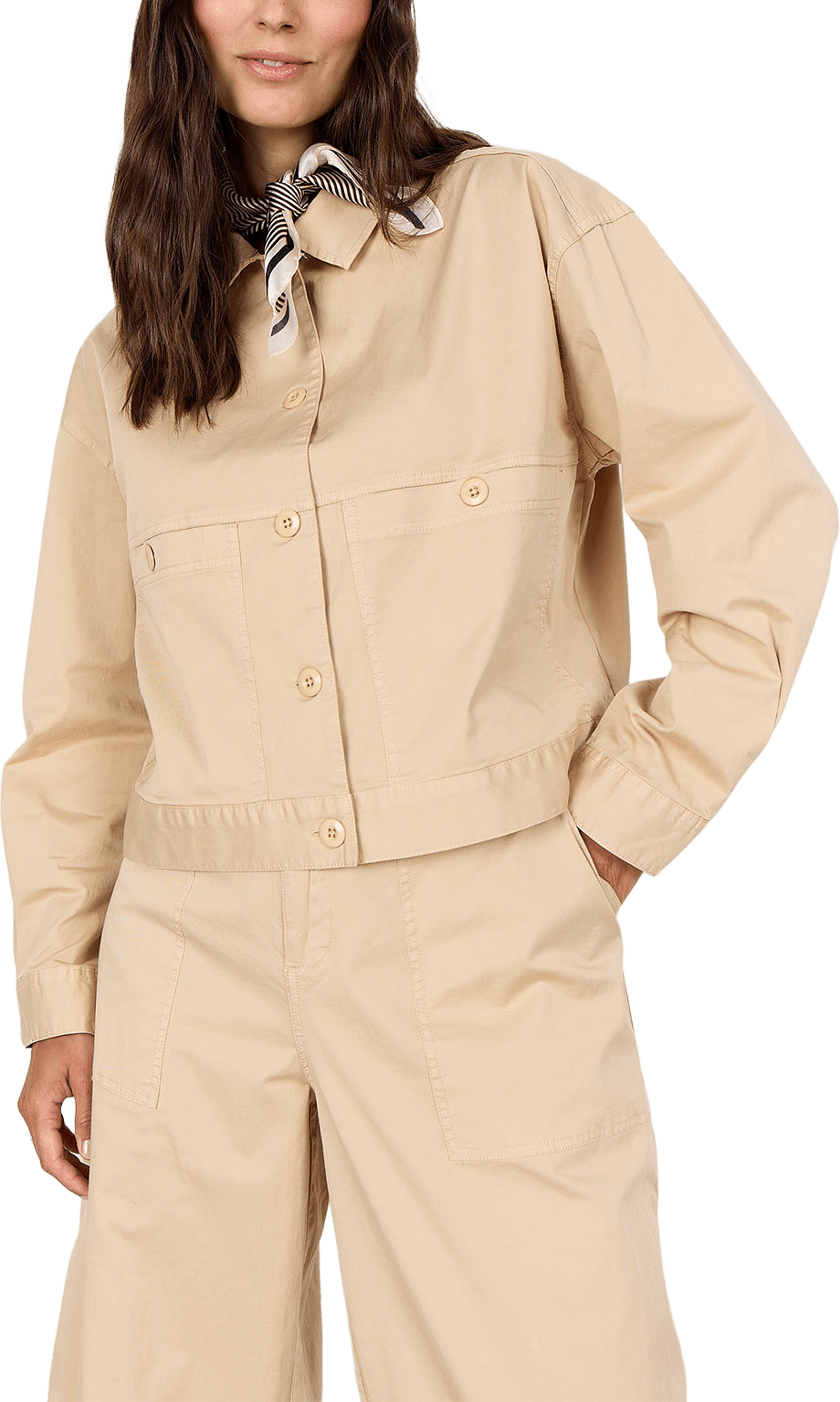 Sc-Rovena 10 Jacket, från Soyaconcept, i färgen Sand.