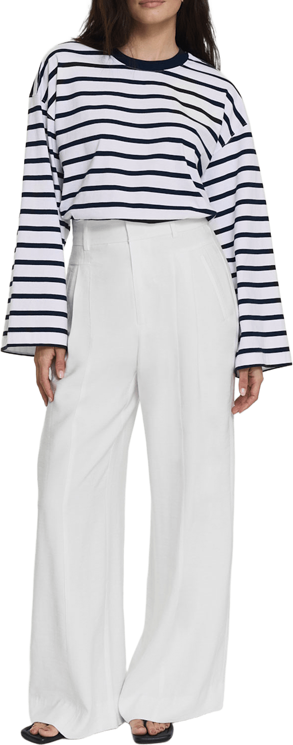 Lilia Trousers, från Twist & Tango, i färgen Ivory.