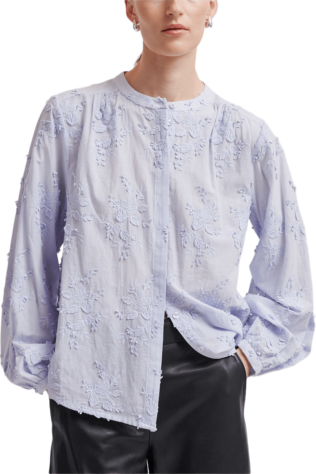 Cavan Shirt, från Second Female, i färgen Halogen Blue.