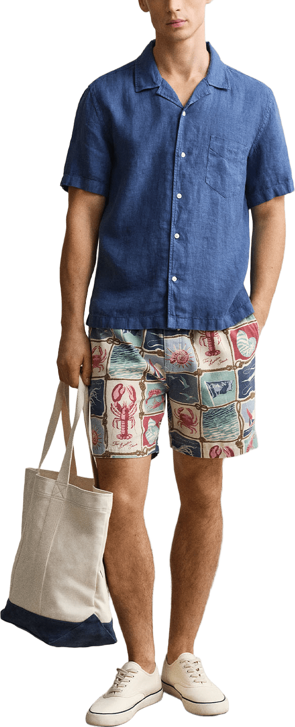 Short Sleeve Linen Shirt, från GANT, i färgen Vintage Blue.