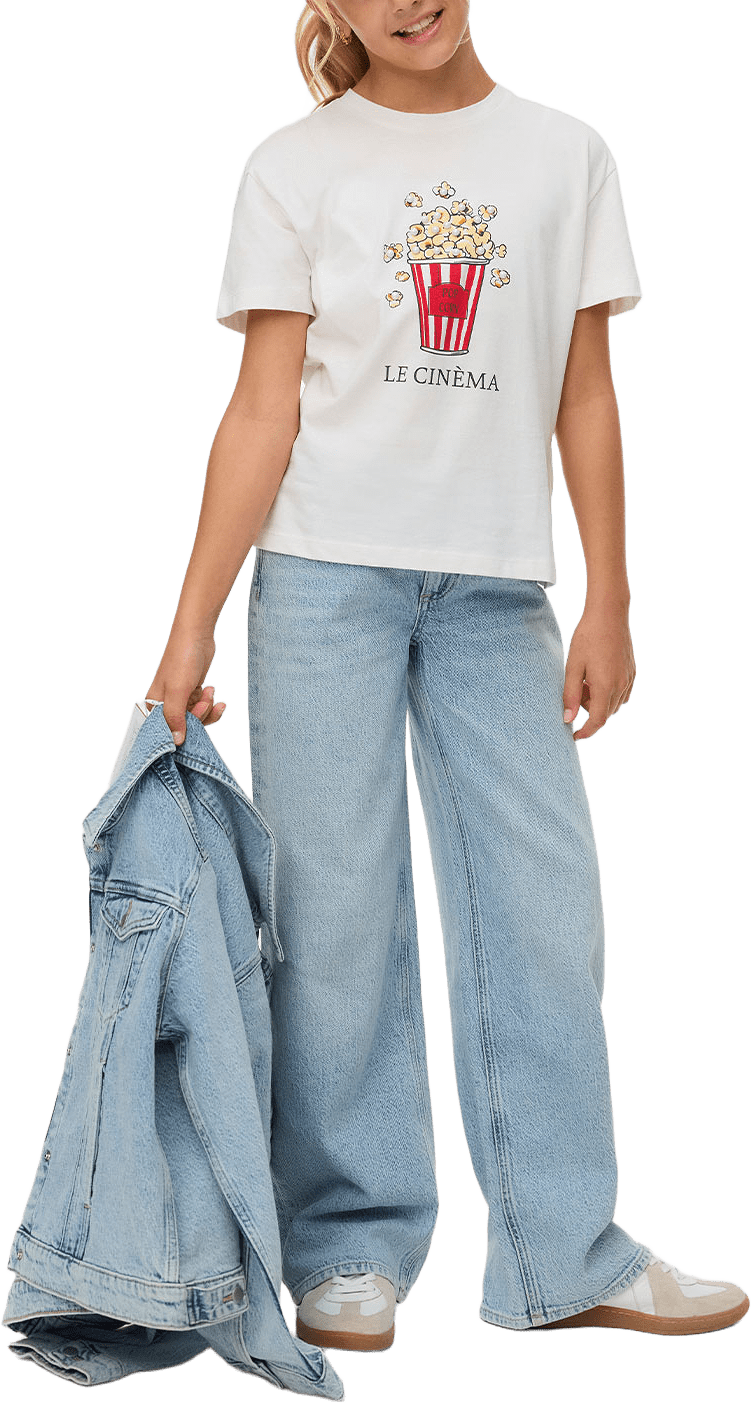 VMVANESSA LR WIDE JEANS RA339 GIRL, från Vero Moda Girls, i färgen Light Blue Denim.