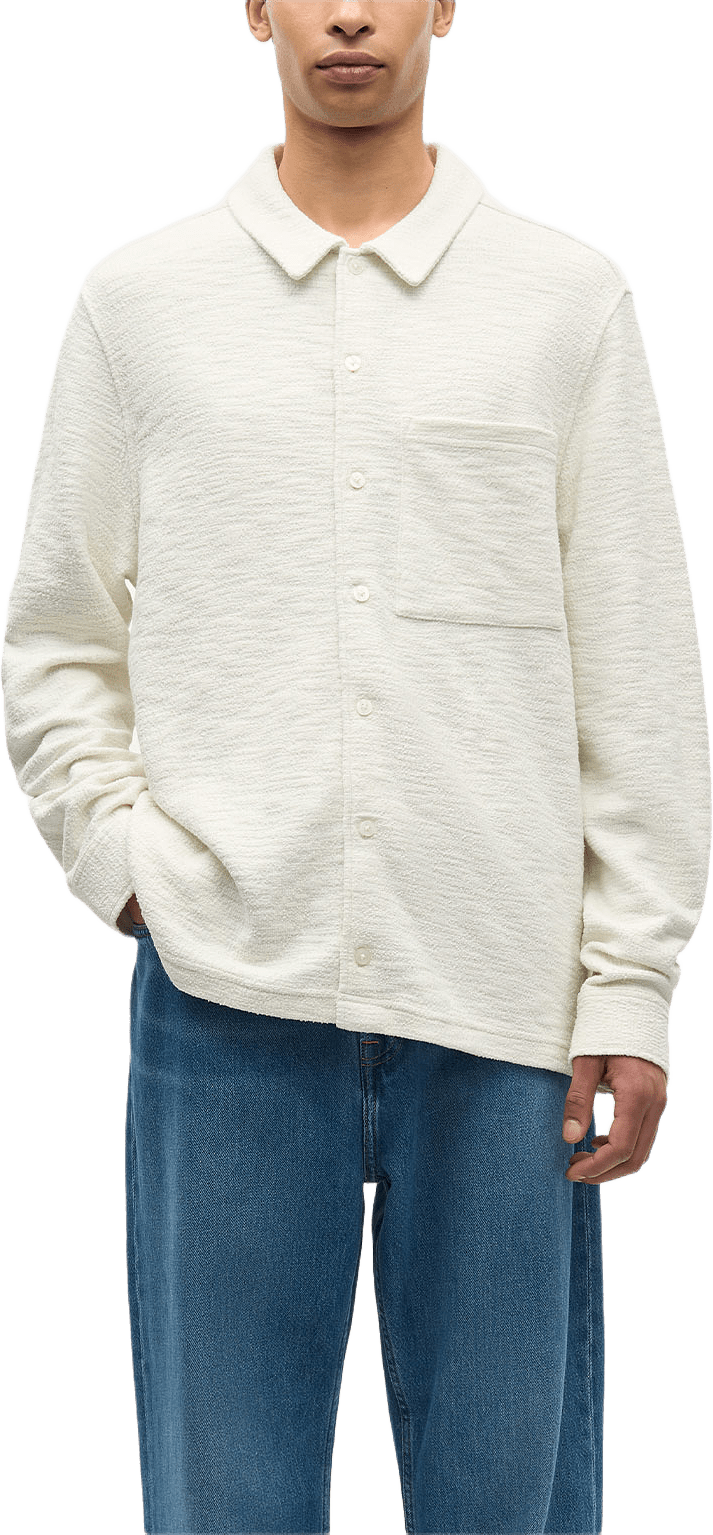 Sakore shirt 15974, från SAMSOE SAMSOE, i färgen Clear Cream.