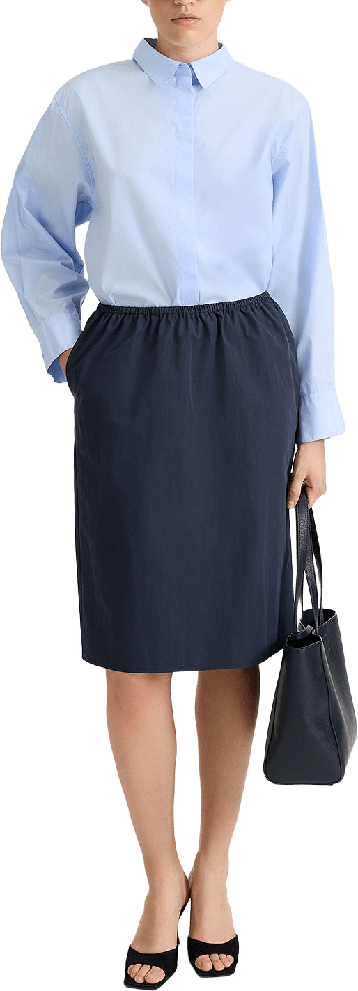 Sorrel Skirt, från Stylein, i färgen Midnight.