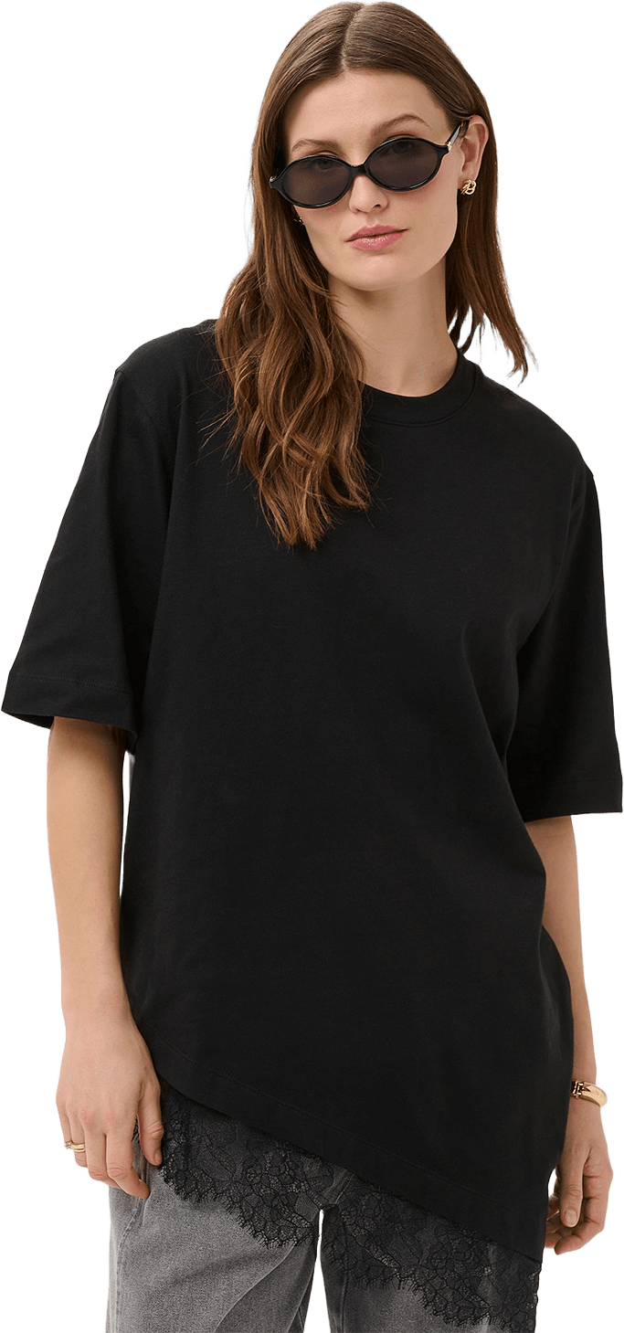 Jina Lace T-shirt, från Soaked In Luxury, i färgen Black.