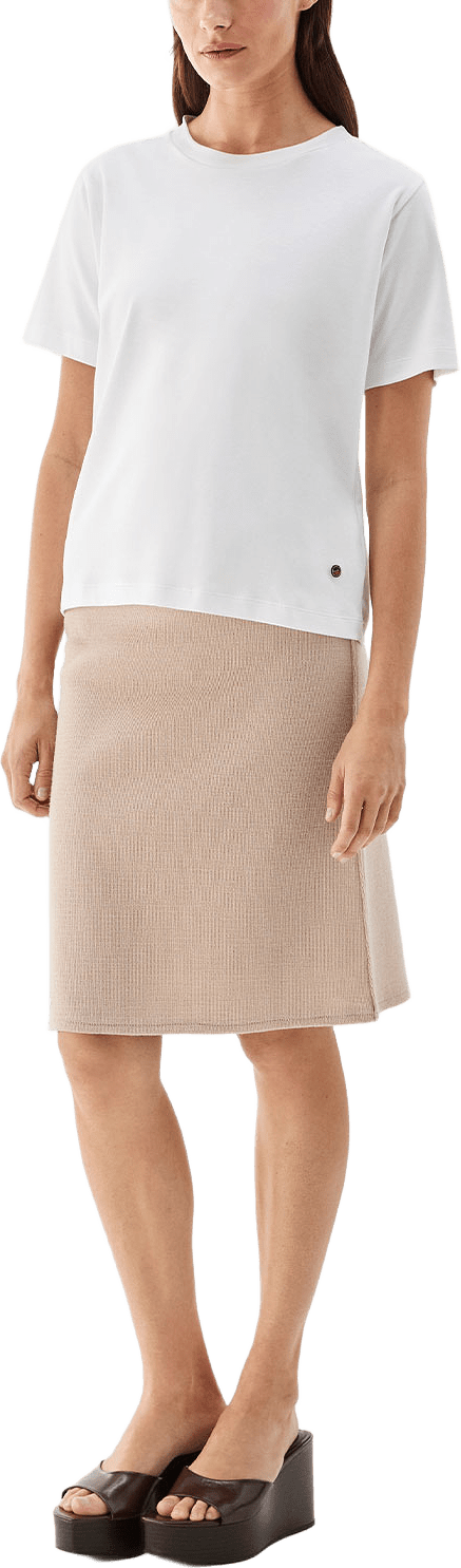 Tessa Luxe T-shirt, från Busnel, i färgen White.