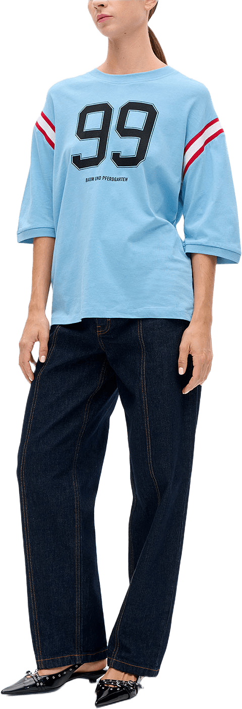 JULY, från Baum und Pferdgarten, i färgen Dusk Blue.