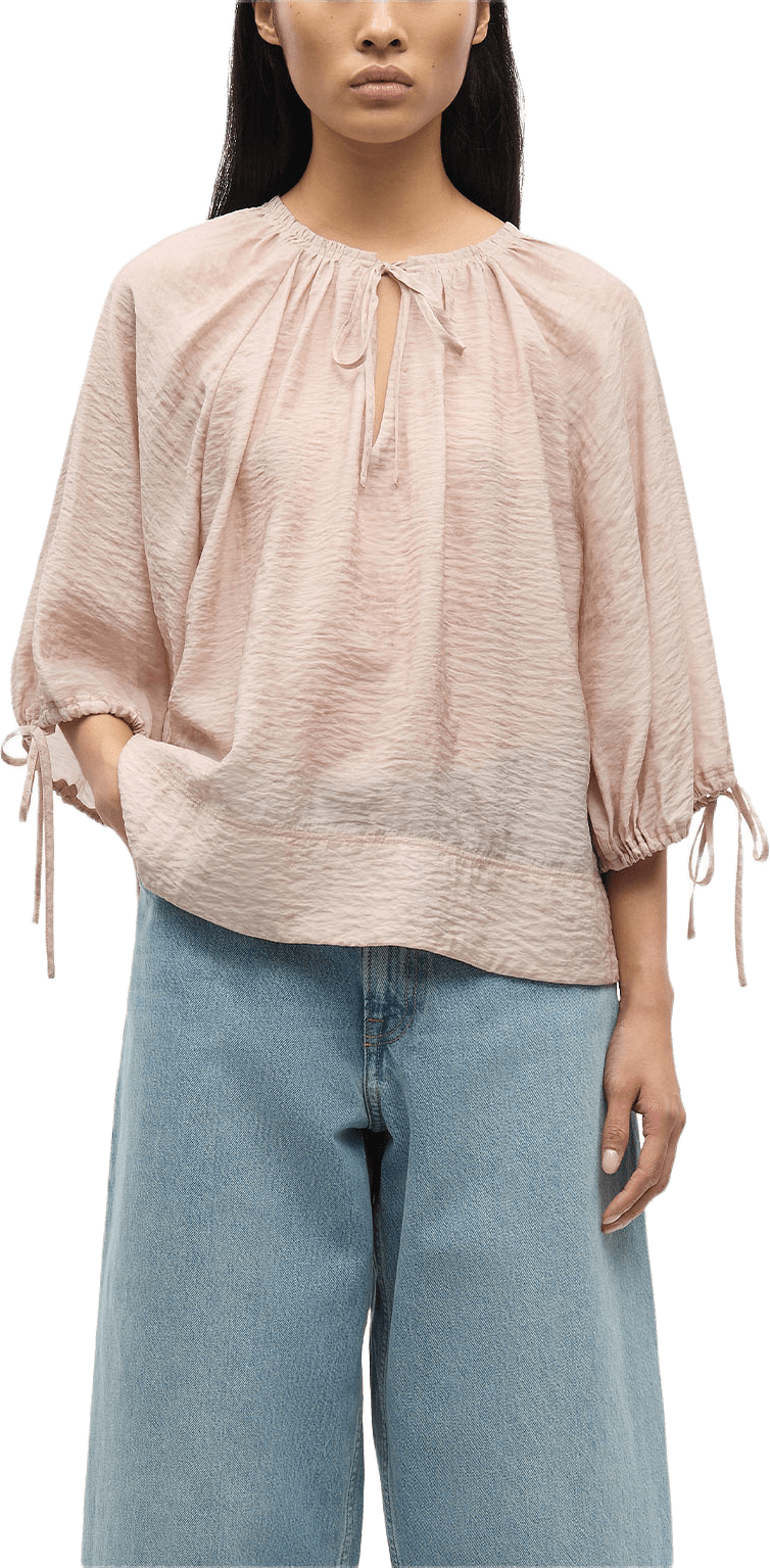 Samatera ss blouse 15754, från SAMSOE SAMSOE, i färgen Blooming Pink.