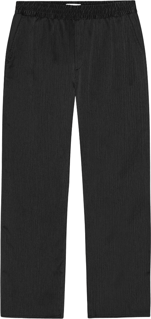 Houston Plissé Pants, från LES DEUX, i färgen Black.