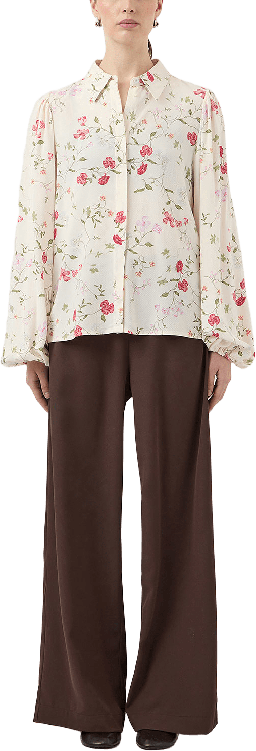 Yasasina Shirt, från YAS, i färgen Pristine Botalia.