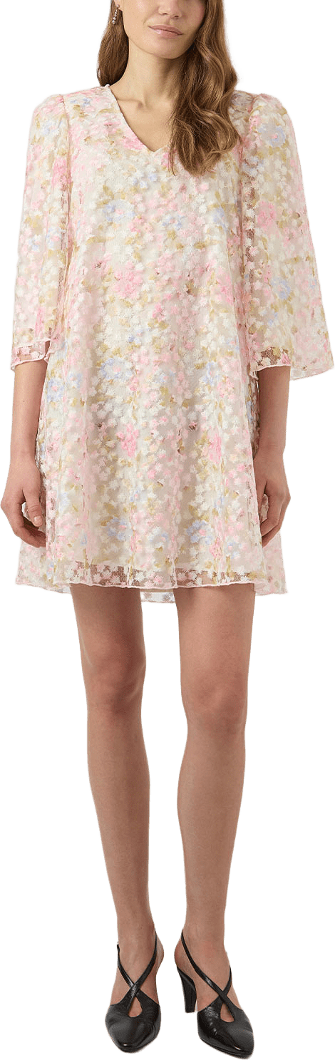 Yasleanna Dress, från Y.A.S, i färgen Pristine Leanna Aop.