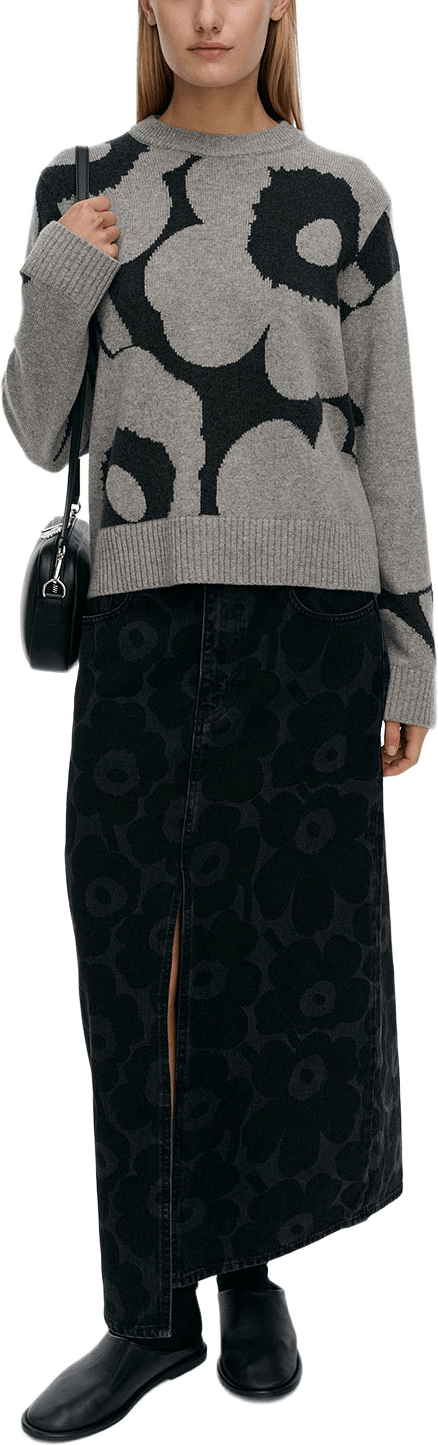 Aatto Unikko Knitted Pullover, från Marimekko, i färgen Light Grey, Dark Grey.