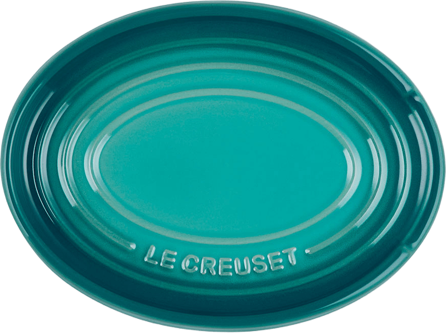 Signature stengods oval grytskedshållare Bleu Riviera, från Le Creuset, i färgen Bleu Riviera.