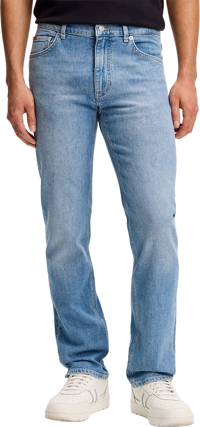 Jax Light Wash Slim Jeans, från J.Lindeberg, i färgen Light Blue.