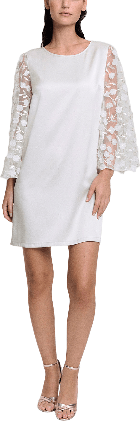 Coralie Dress, från Ida Sjöstedt, i färgen Greige.