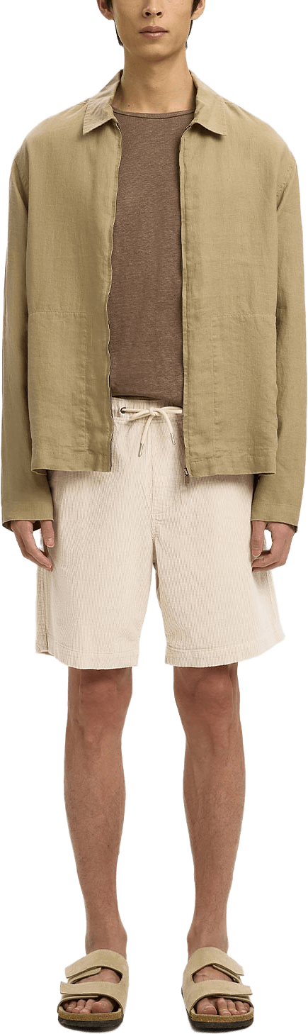 Shorts Corduroy, från Selected Homme, i färgen Fog.