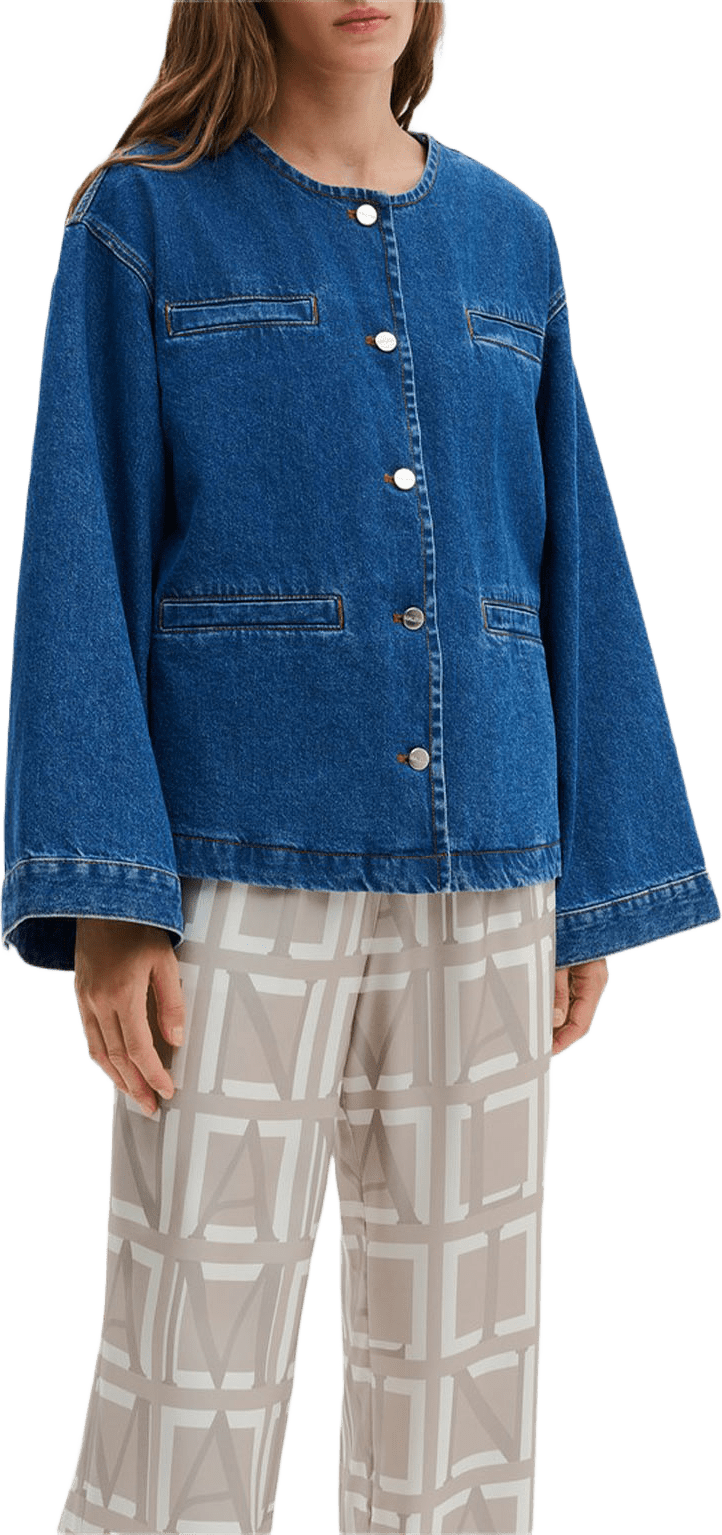 Malla Relaxed Denim Jacket, från Malina, i färgen Dark Blue Wash1.