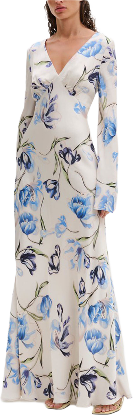 Carolina Flared Sleeve Satin Maxi Dress, från Malina, i färgen Tulip Blue2.