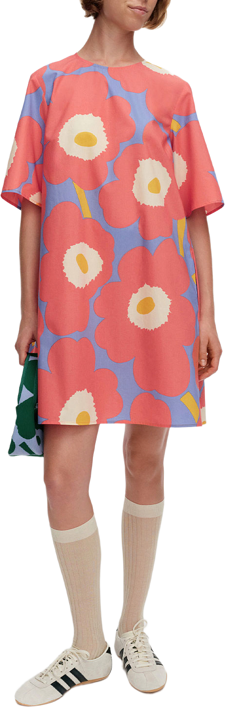 Kukkiva Unikko, från Marimekko, i färgen Red, Blue, Orange.