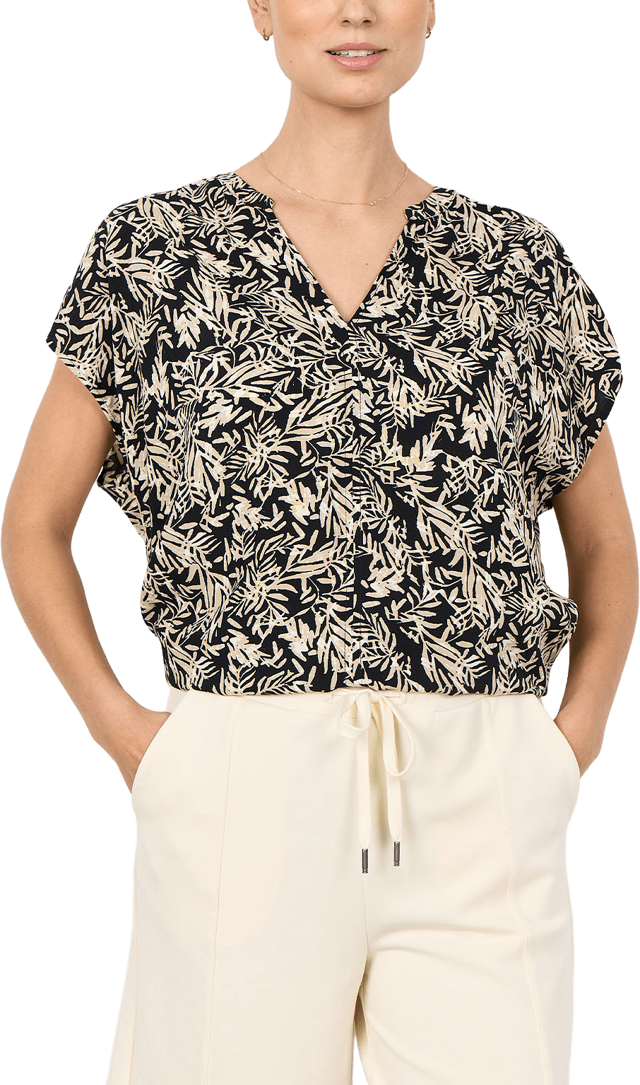 Faye 2 Blouse, från Soyaconcept, i färgen Black Combi.