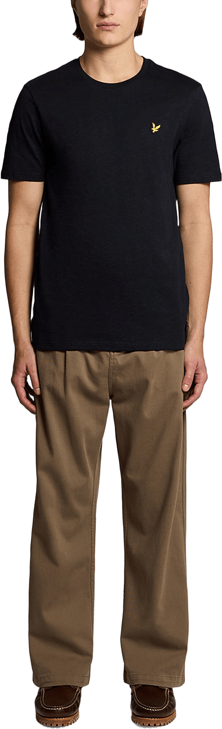 Fine Slub T-shirt, från Lyle & Scott, i färgen Jet Black.