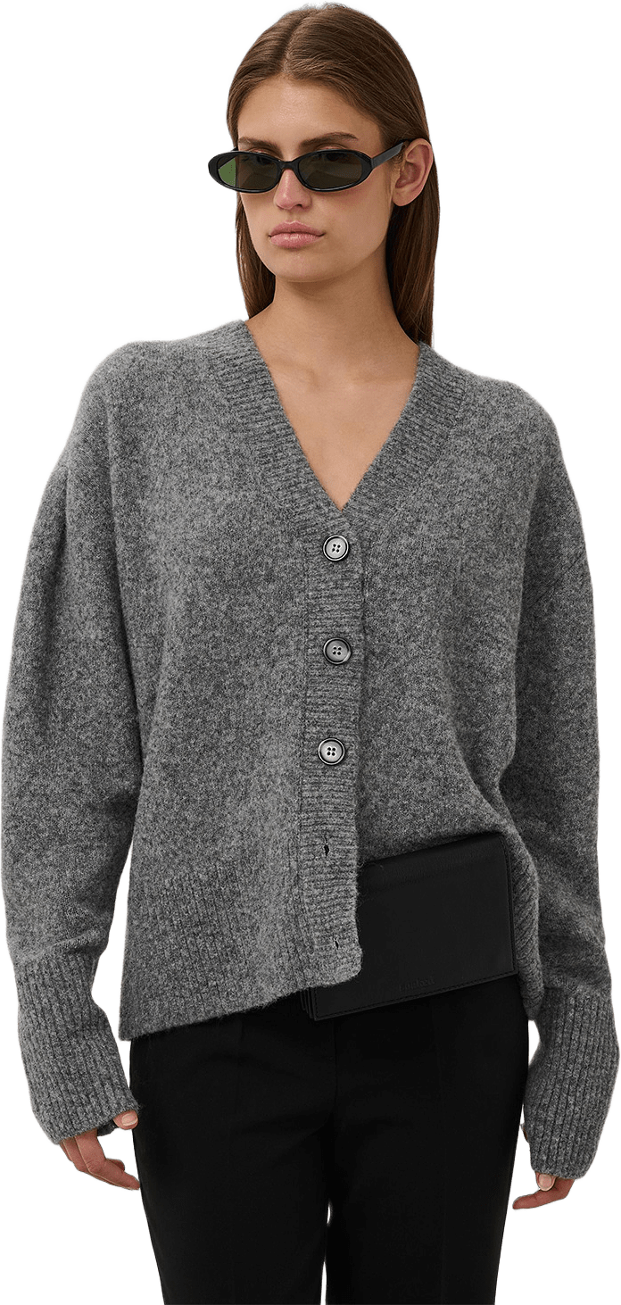 SLBean Cardigan, från Soaked In Luxury, i färgen Grey Melange.