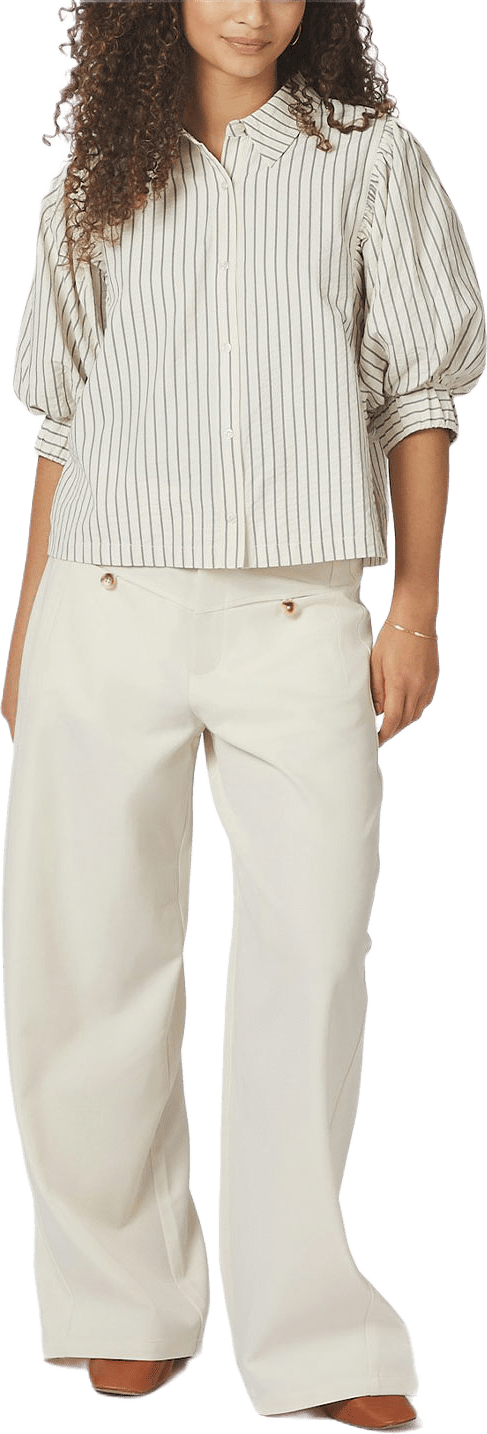 Etta Slim Stripe Shirt, från Neo Noir, i färgen Off White.