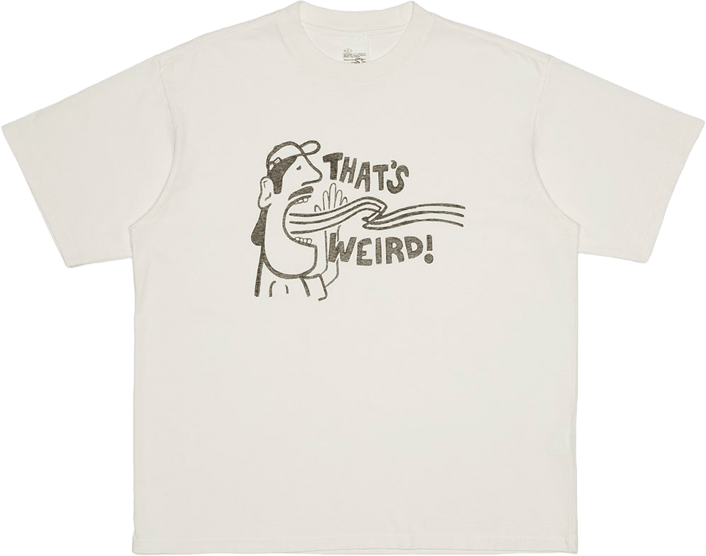 Koffe T-Shirt Thats Weird, från Nudie Jeans, i färgen Chalk White.