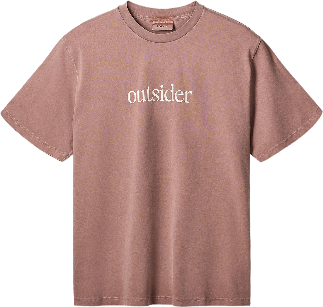 Outsider Pigment Dye T-Shirt, från Forét, i färgen Rose Clay.