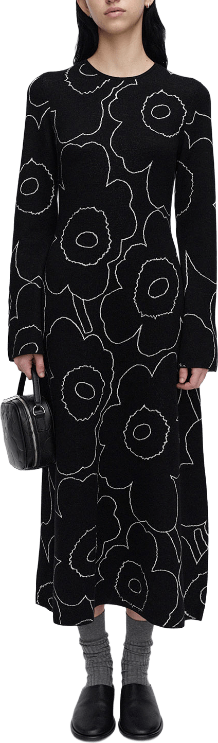 Takaisin Piirto Unikko, från Marimekko, i färgen Black, Off White.