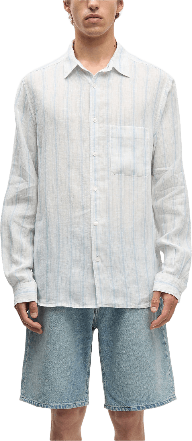 Saryan J Shirt 16047, från SAMSOE SAMSOE, i färgen Clear Blue St.