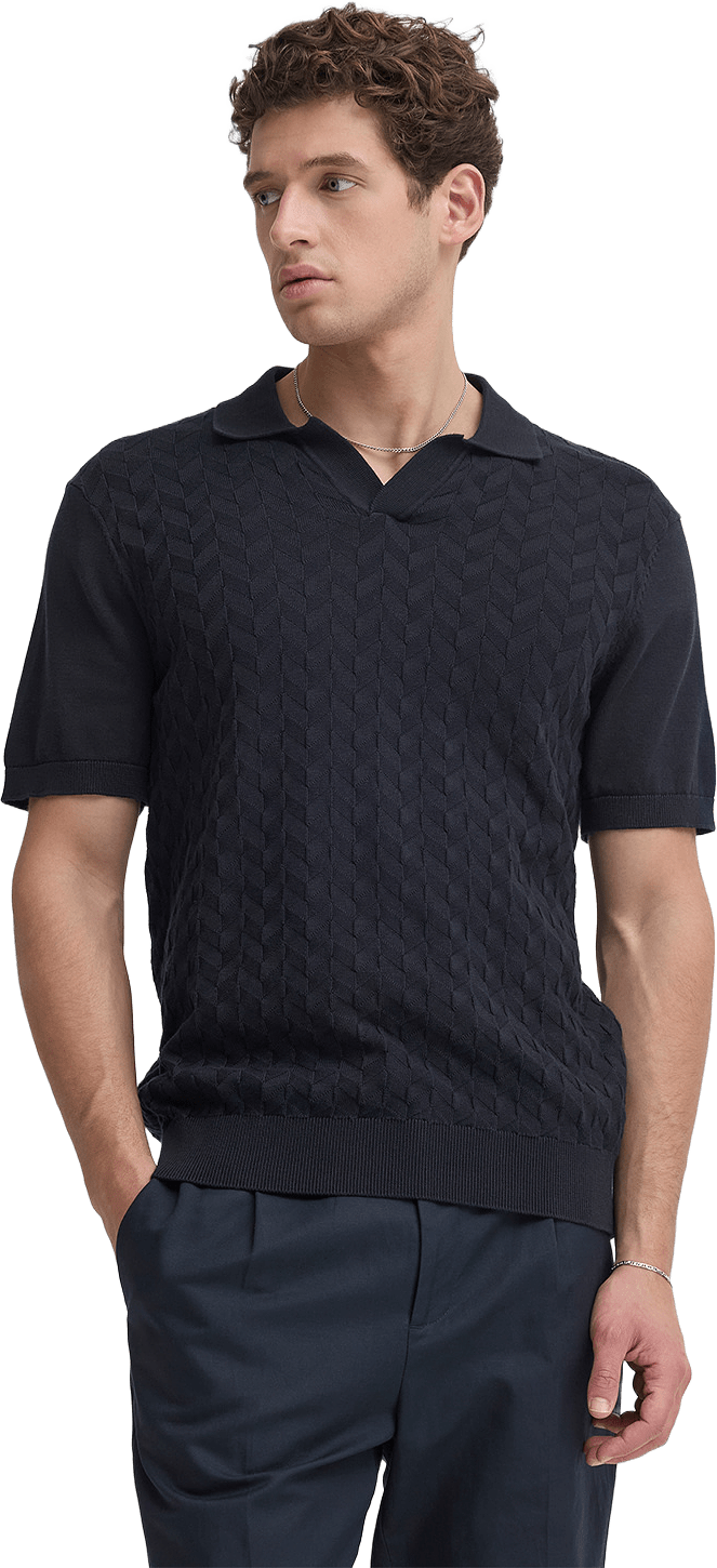 Dyrvik Knit, från Casual Friday, i färgen Dark Navy.