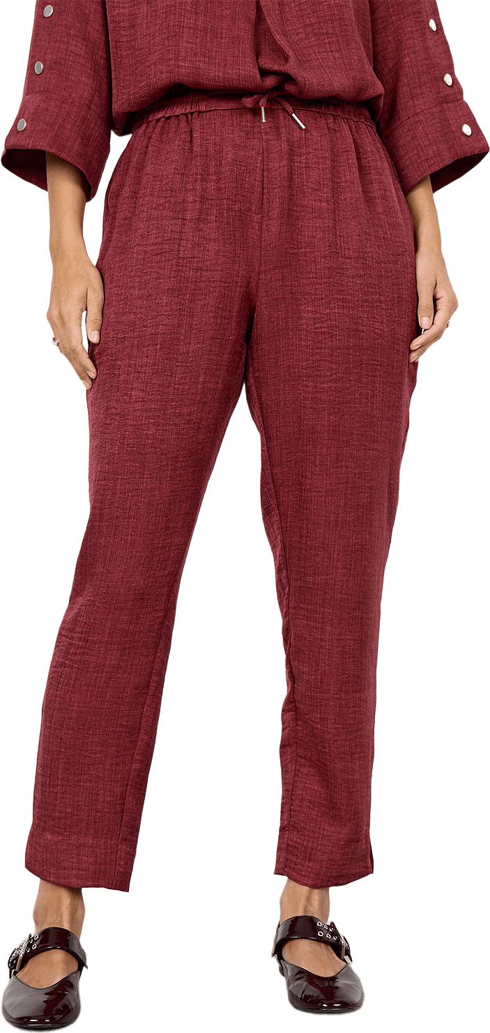 Charissa 2-B Pants, från Soyaconcept, i färgen Oxblood Red.