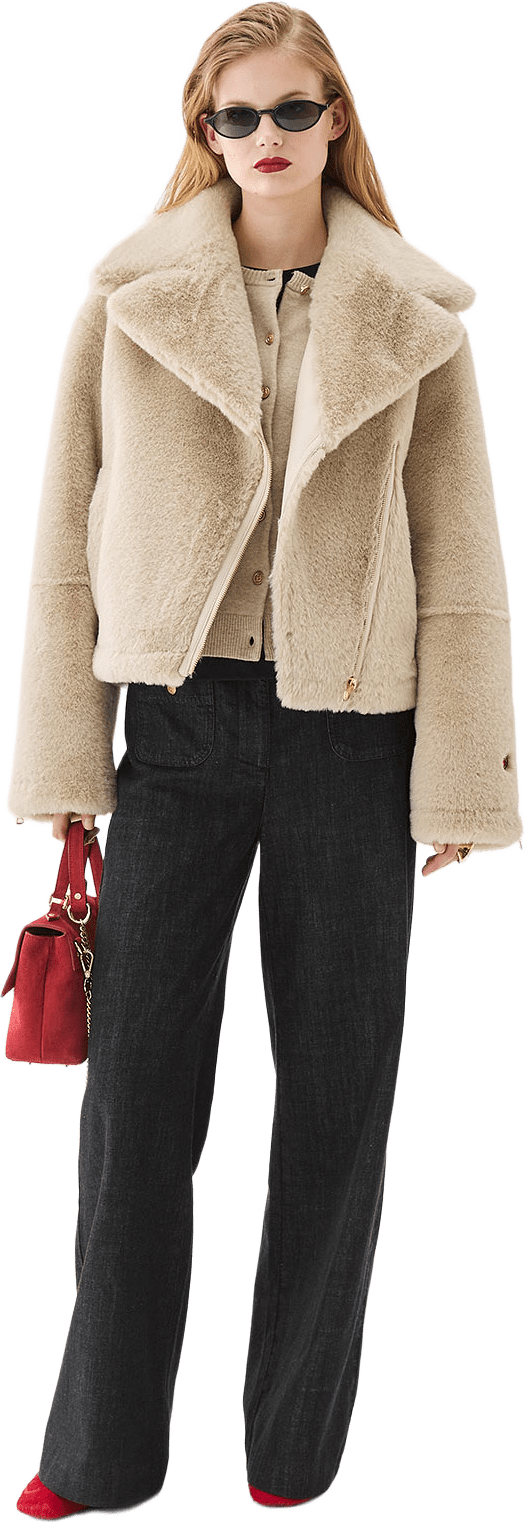 Mimi Fuskpäls Jacka, från Busnel, i färgen Light Beige.
