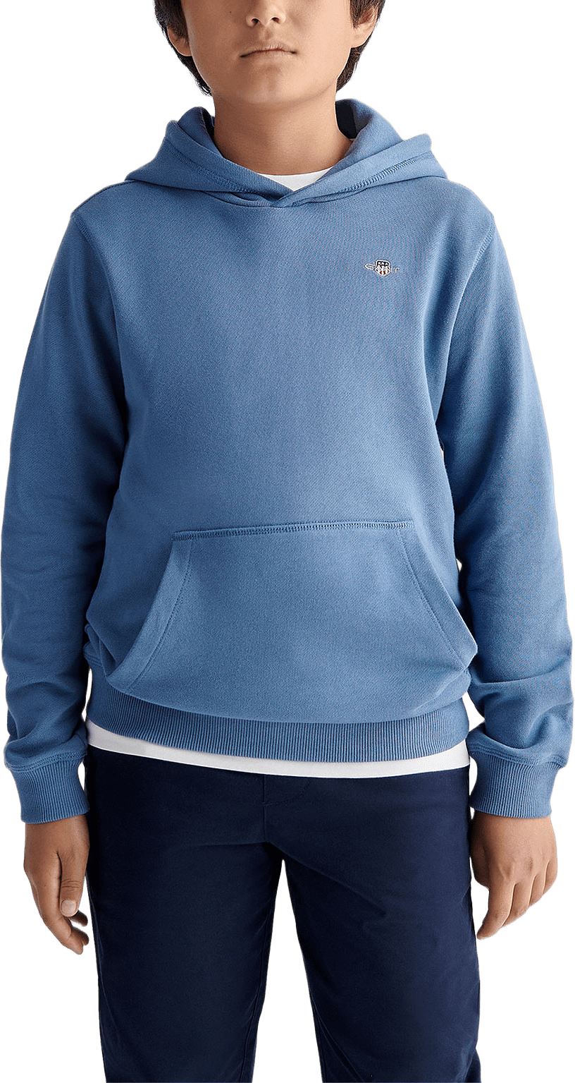 Sweatshirts Shield Hoodie, från GANT, i färgen Salty Sea.