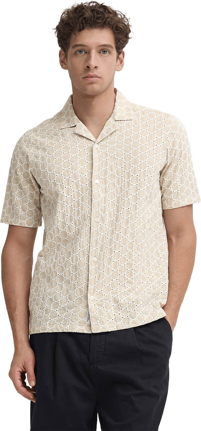 Samwell Ss Aoe Shirt, från Casual Friday, i färgen Plaza Taupe.