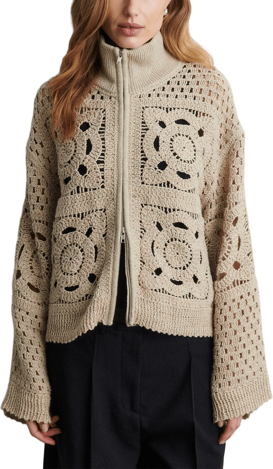 Crosette Knit Cardigan, från Second Female, i färgen Camel.