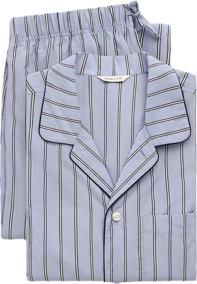 Striped Poplin Pyjama Set, från GANT, i färgen Lavender Blue.