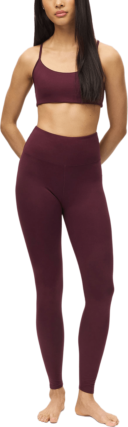Smoothflex HW Tights, från Röhnisch, i färgen Winetasting.