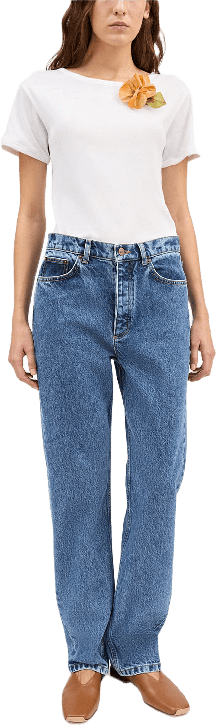 Sharon Straight Jeans, från Skall Studio, i färgen Slouchy Blue.