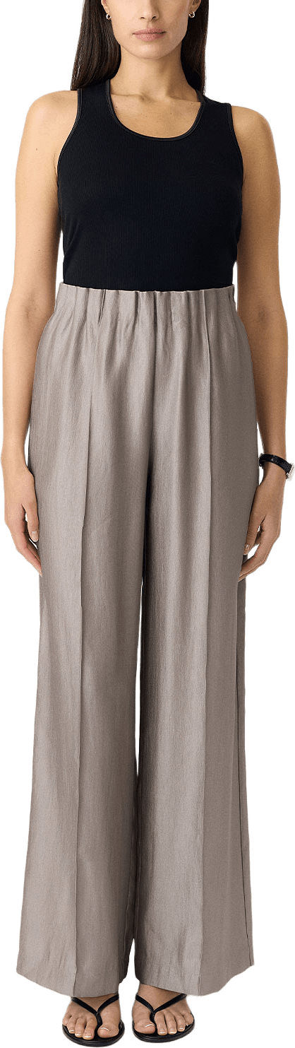 Yasmallis Pants, från YAS, i färgen Timber Wolf.
