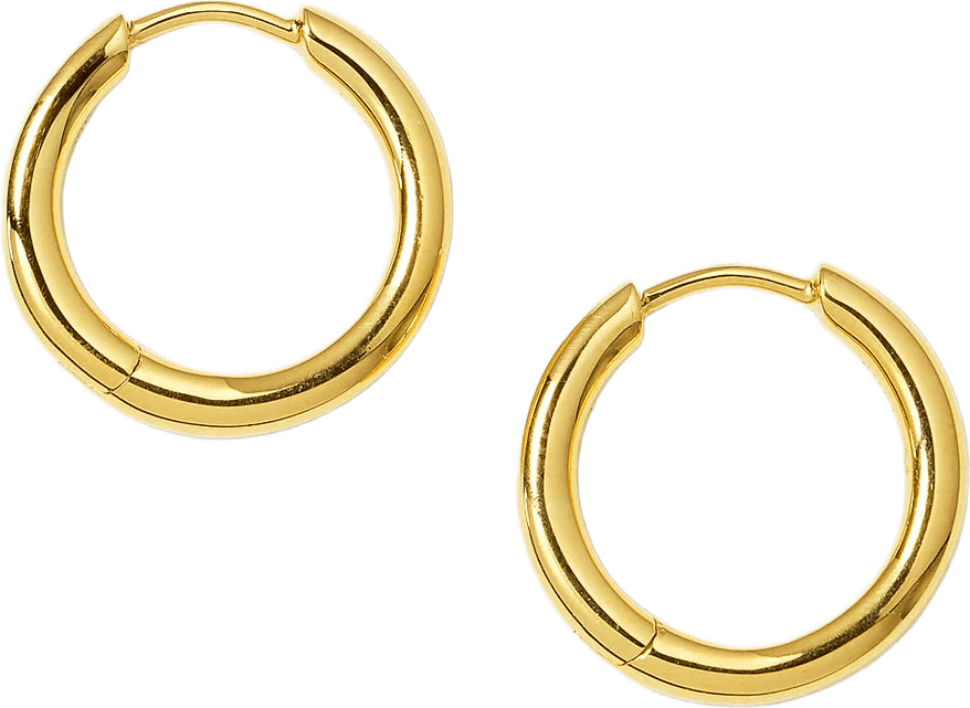 Beloved Fat Medium Hoops, från Syster P, i färgen Gold.