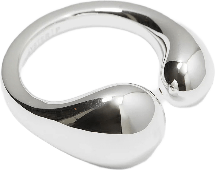 Bolded Drops Ring, från Syster P, i färgen Silver.