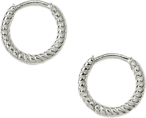 Beloved Twisted Small Hoops, från Syster P, i färgen Silver.
