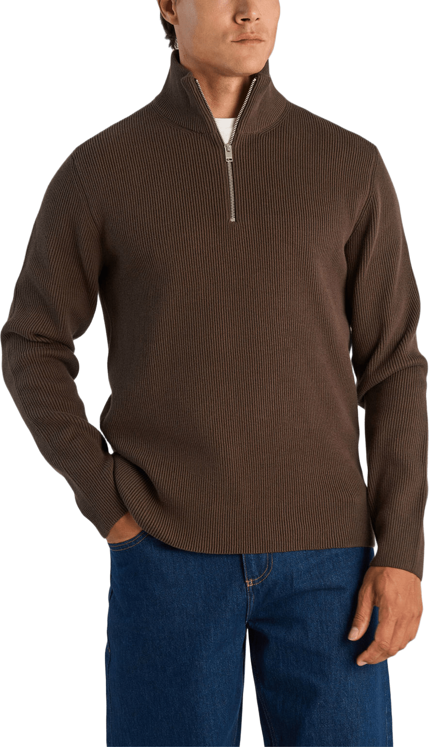 Half Zip Rib Knit, från Lindbergh, i färgen Dk Brown.